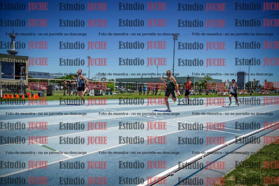 Fotos de los 100 m llanos de varones
