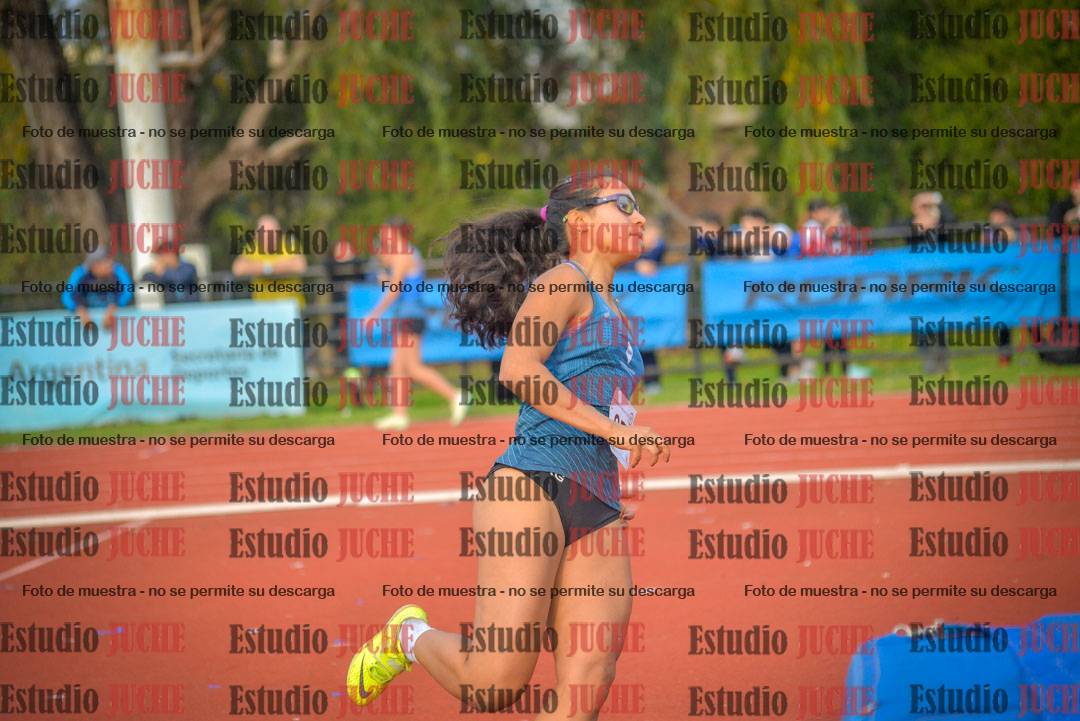 Fotos del salto en alto de mujeres