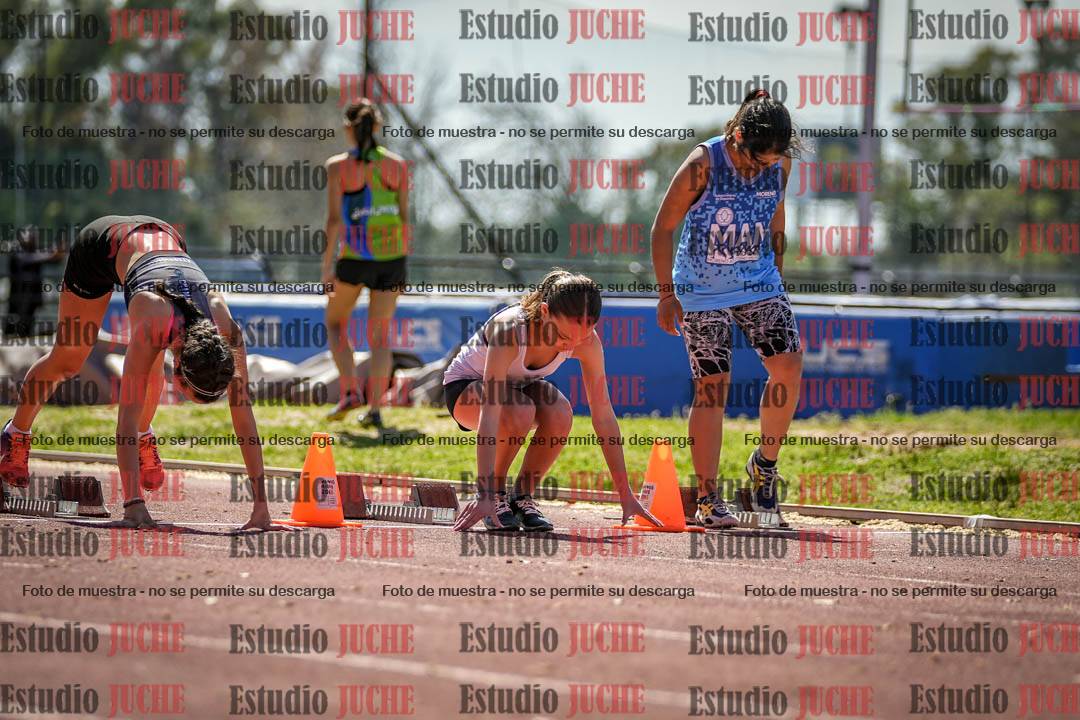 Fotos de los 80 m llanos de mujeres