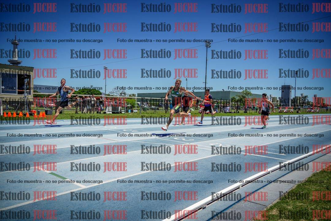 Fotos de los 100 m llanos de varones
