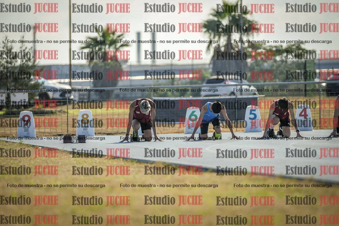 Fotos de los 100 m llanos de varones
