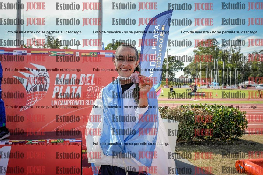 Fotos de algunos extras y podios del día 3