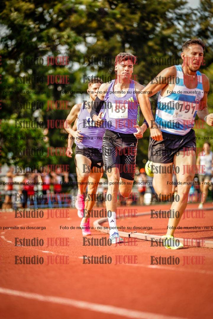 Fotos de los 3000 m llanos de varones