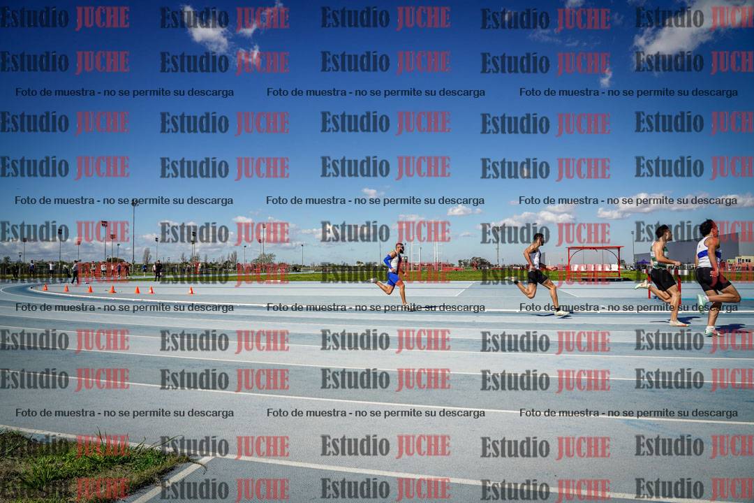 Fotos de los 200 m llanos de varones