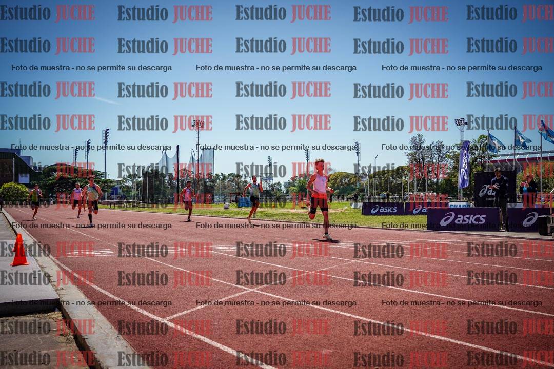 Fotos de los 200 m llanos de varones