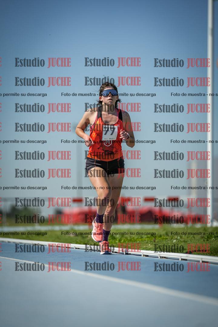 Fotos de los 5000 m de mujeres y varones - serie 2