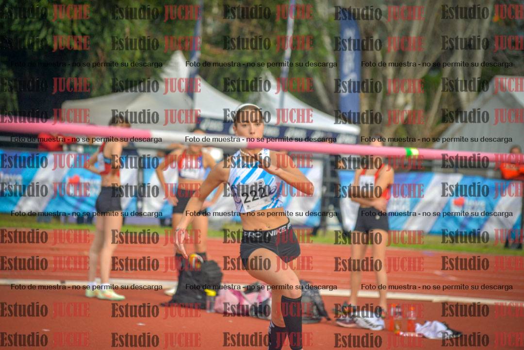 Fotos del salto en alto de mujeres