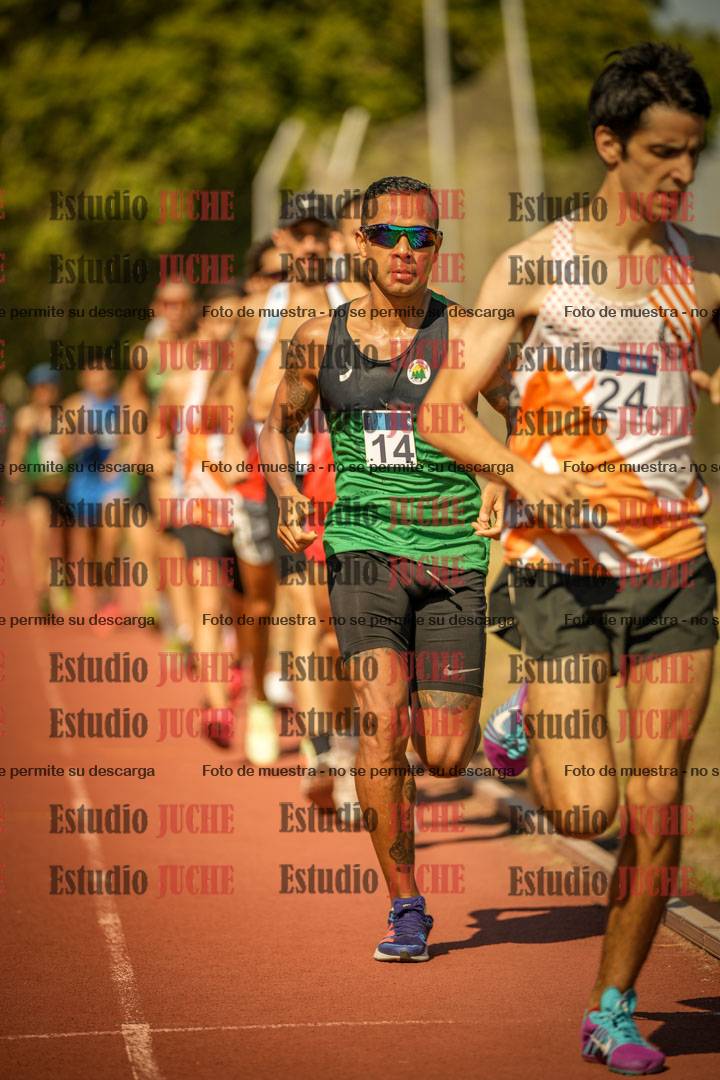 Fotos de los 3000 m llanos de varones