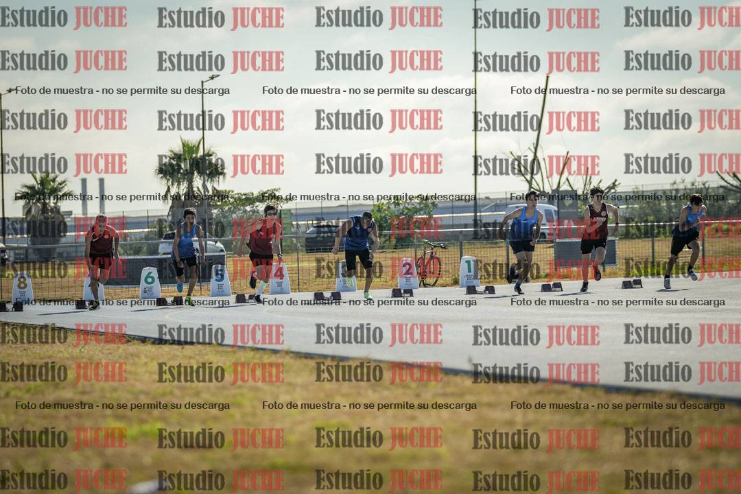 Fotos de los 100 m llanos de varones