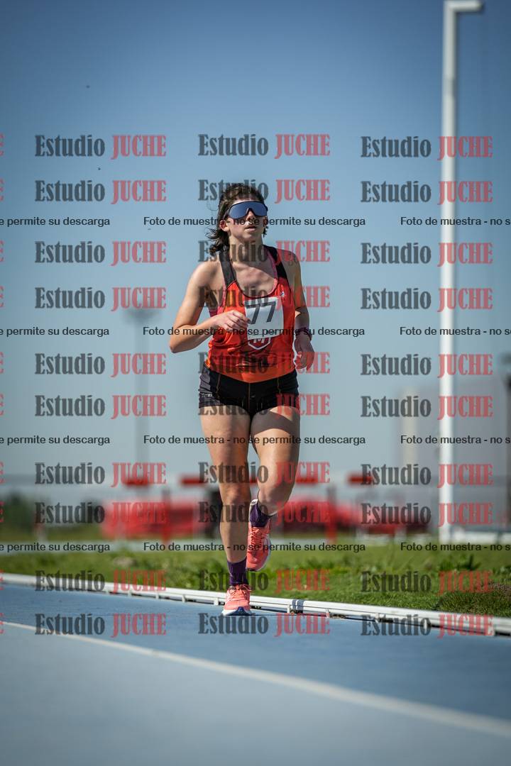 Fotos de los 5000 m de mujeres y varones - serie 2