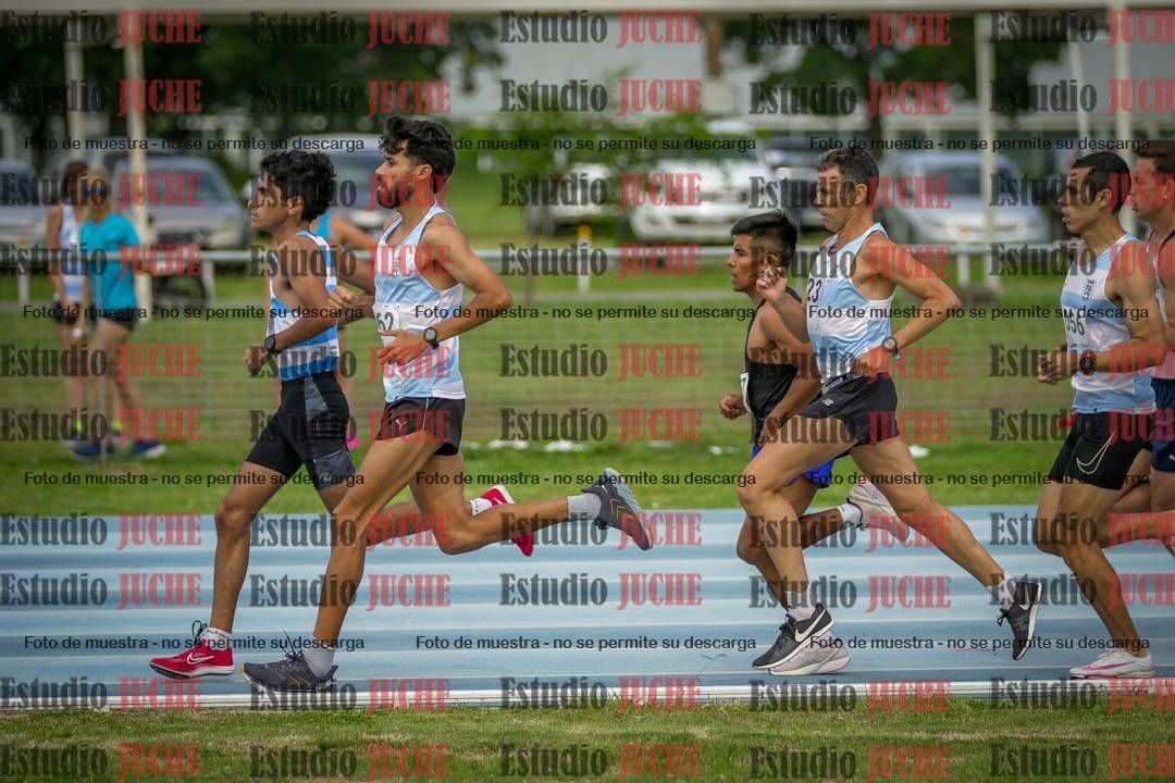 Fotos de los 1000 m llanos de varones