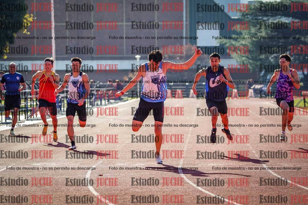 Fotos de los 200 m llanos de varones