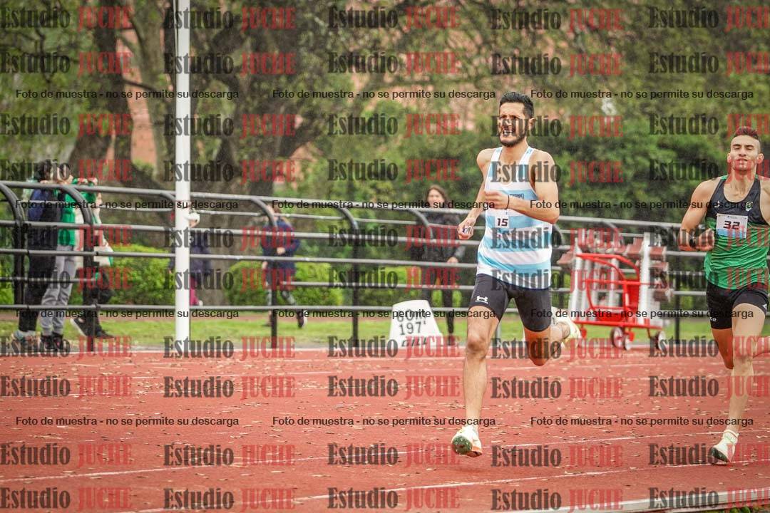 Fotos de los 800 m llanos de varones