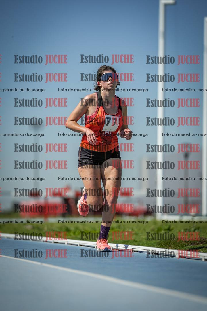 Fotos de los 5000 m de mujeres y varones - serie 2