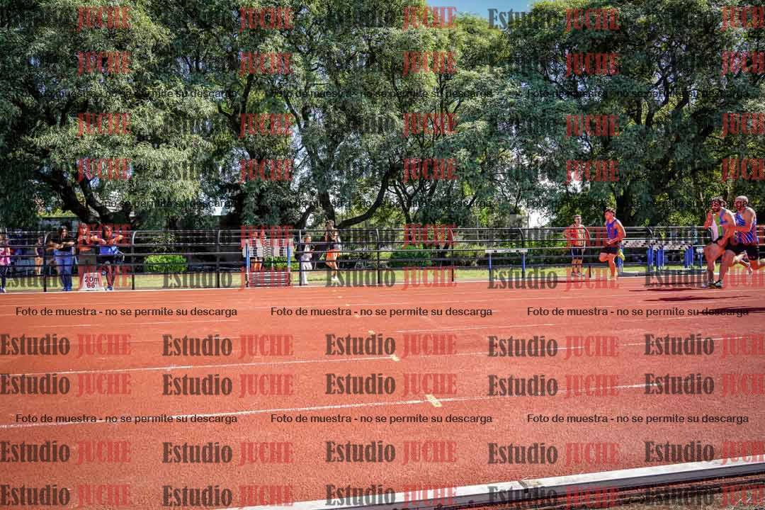 Fotos de los 100 m llanos de varones