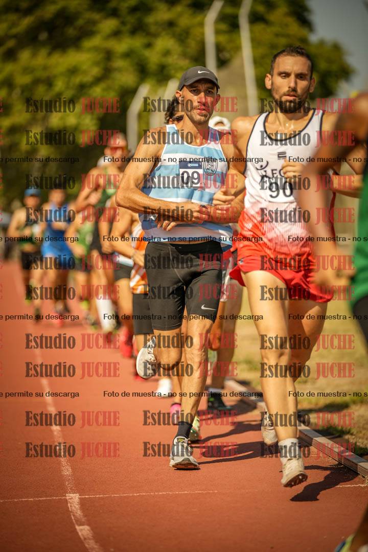 Fotos de los 3000 m llanos de varones