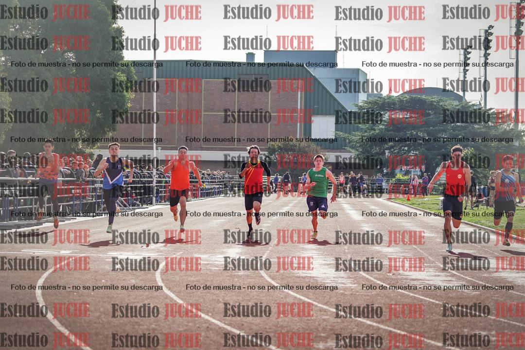 Fotos de los 100 m llanos de varones