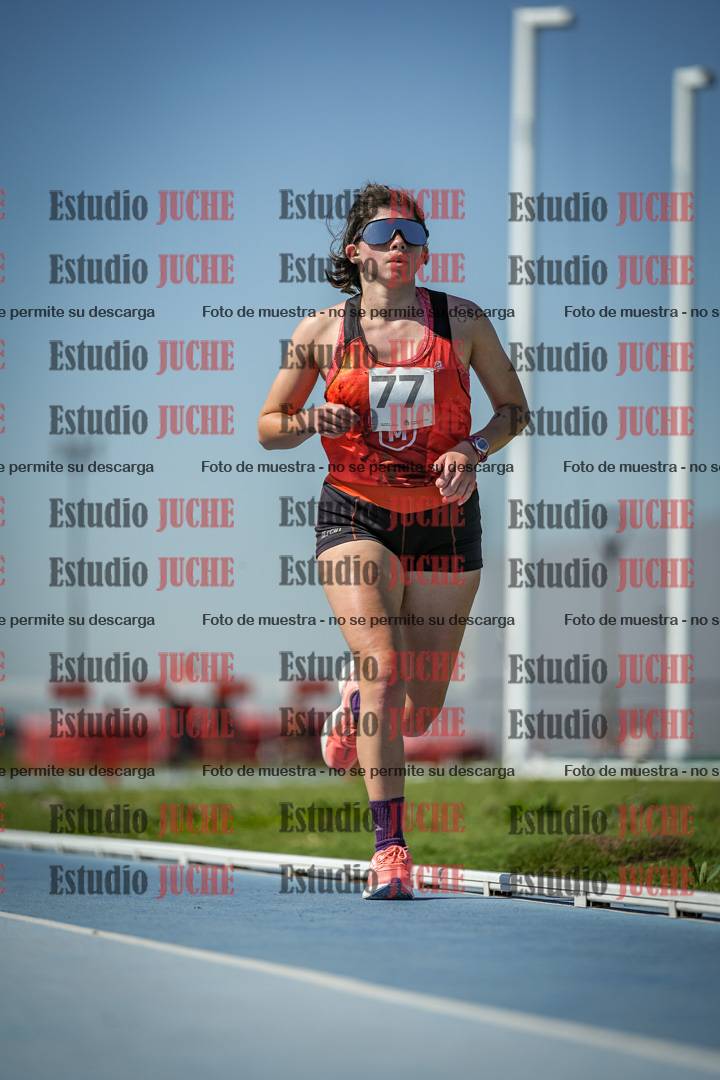 Fotos de los 5000 m de mujeres y varones - serie 2