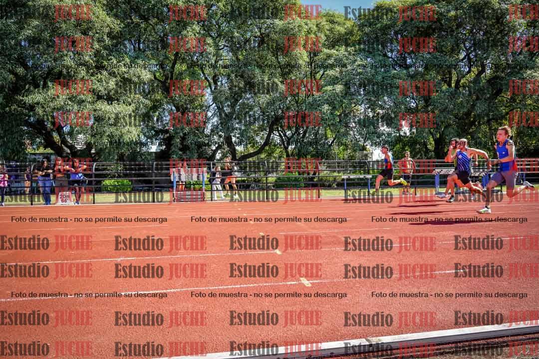 Fotos de los 100 m llanos de varones