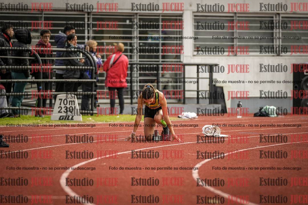 Fotos de los 400 m con vallas de mujeres