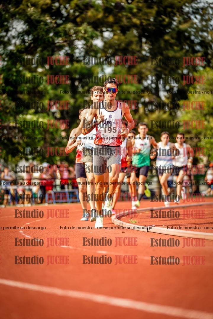 Fotos de los 3000 m llanos de varones