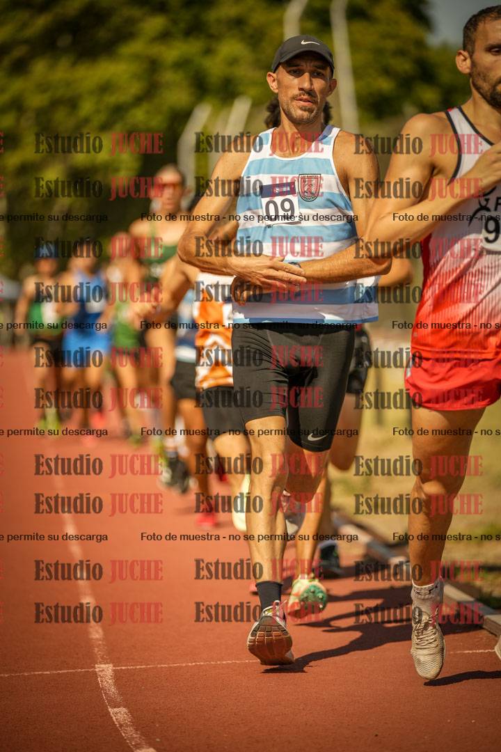 Fotos de los 3000 m llanos de varones
