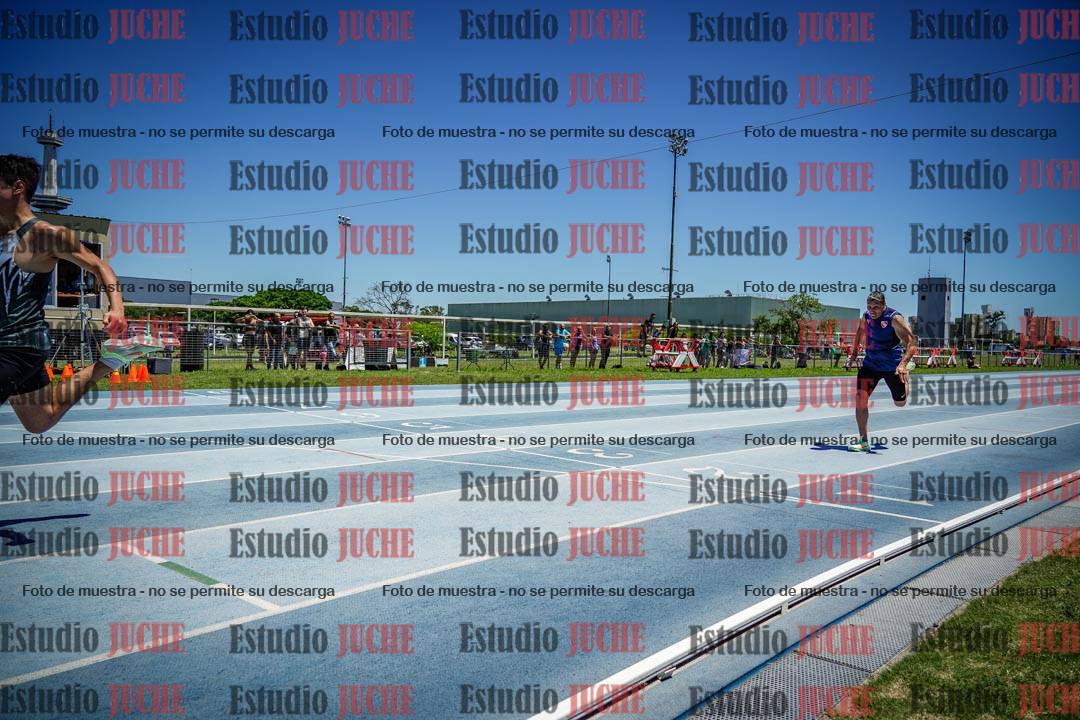 Fotos de los 100 m llanos de varones