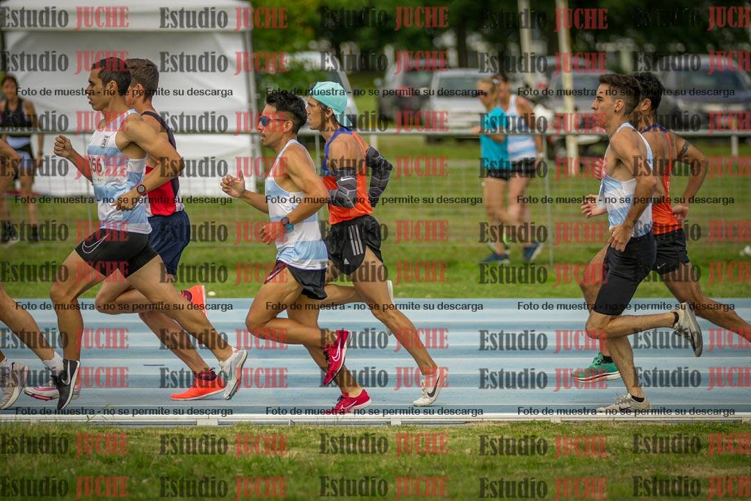 Fotos de los 1000 m llanos de varones