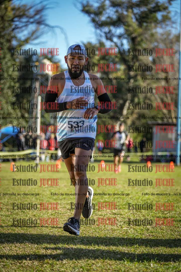 Fotos de la llegada del cross de 4000 m - varones
