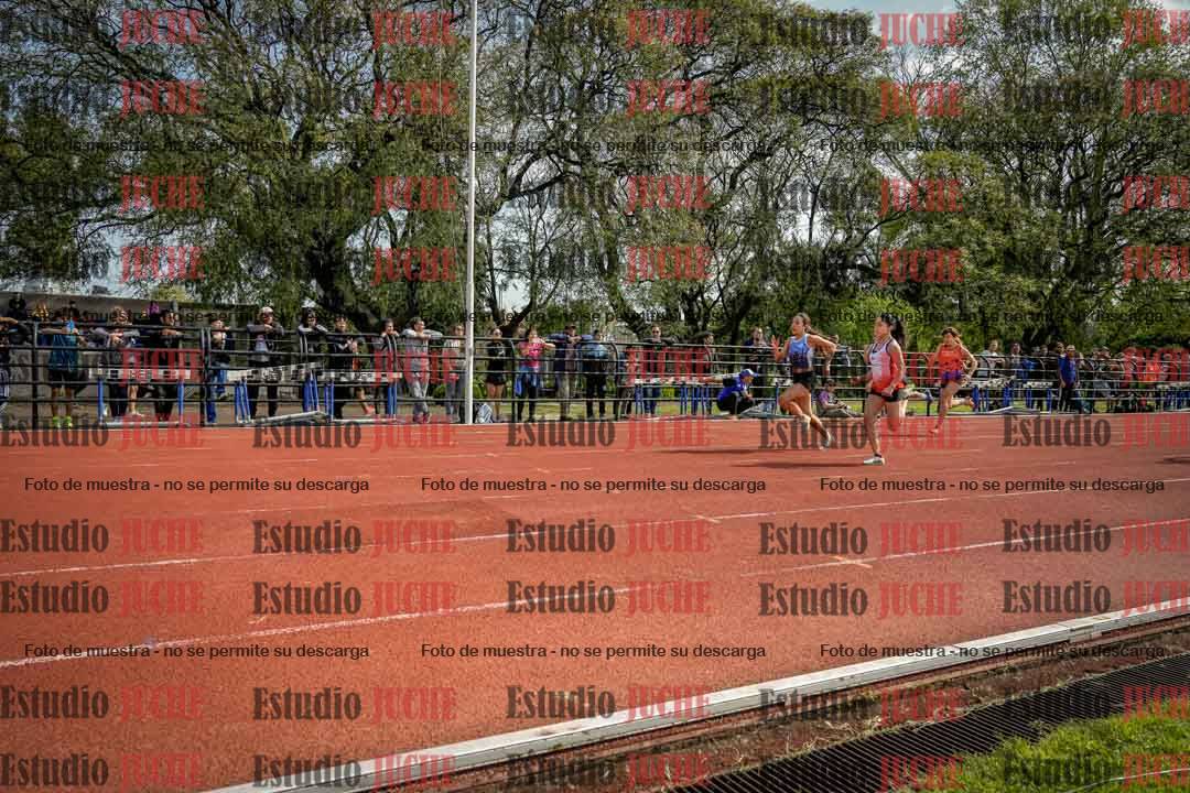Fotos de los 80 m llanos de mujeres
