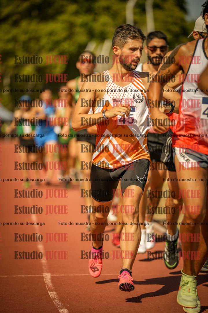 Fotos de los 3000 m llanos de varones