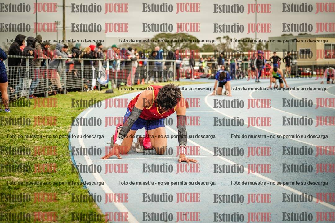 Fotos de los 400 m llanos de varones
