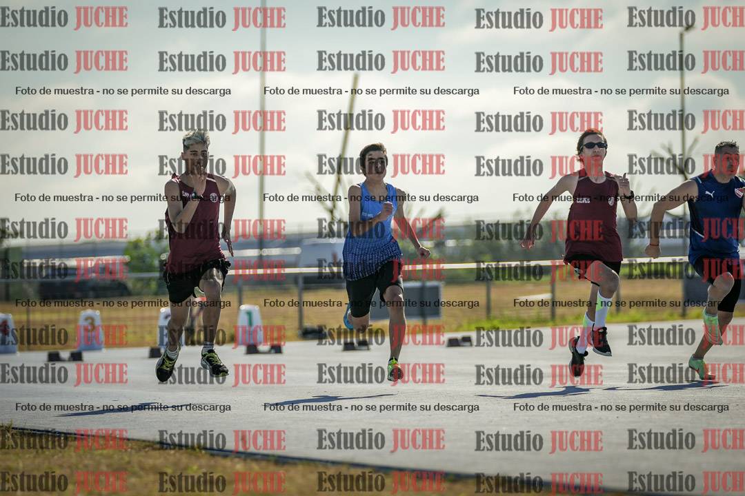 Fotos de los 100 m llanos de varones