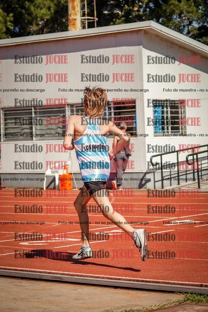 Fotos de los 2400 m de varones