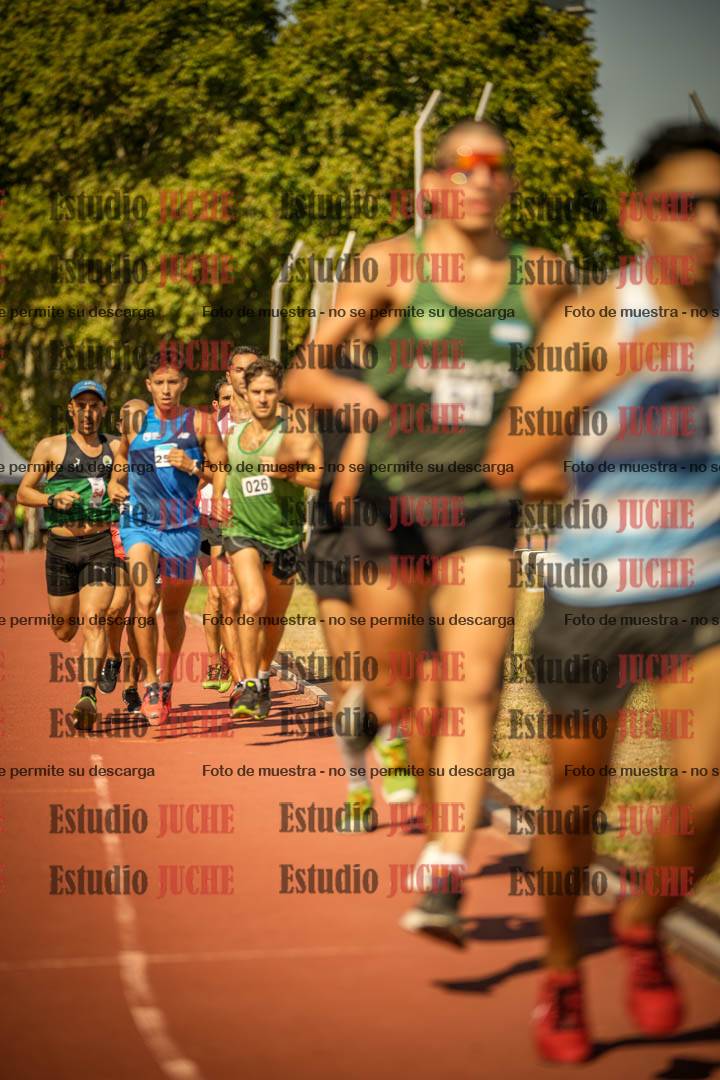 Fotos de los 3000 m llanos de varones