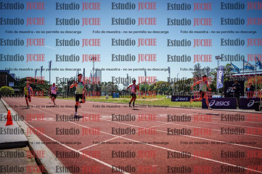 Fotos de los 200 m llanos de varones