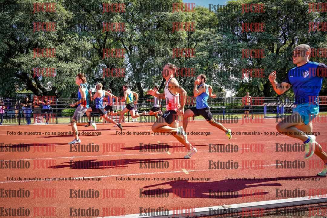 Fotos de los 100 m llanos de varones