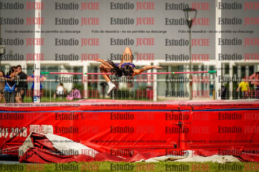 Fotos del salto en alto de mujeres - heptatlón 2