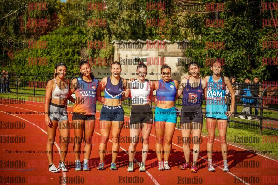 Fotos de algunos podios y extras