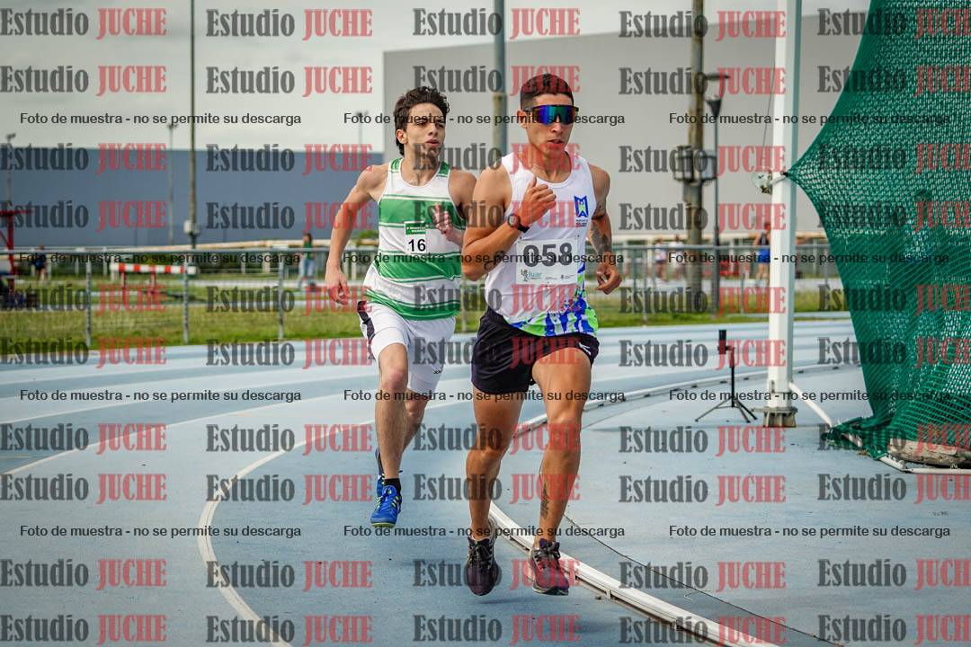 Fotos de los 1000 m llanos de varones