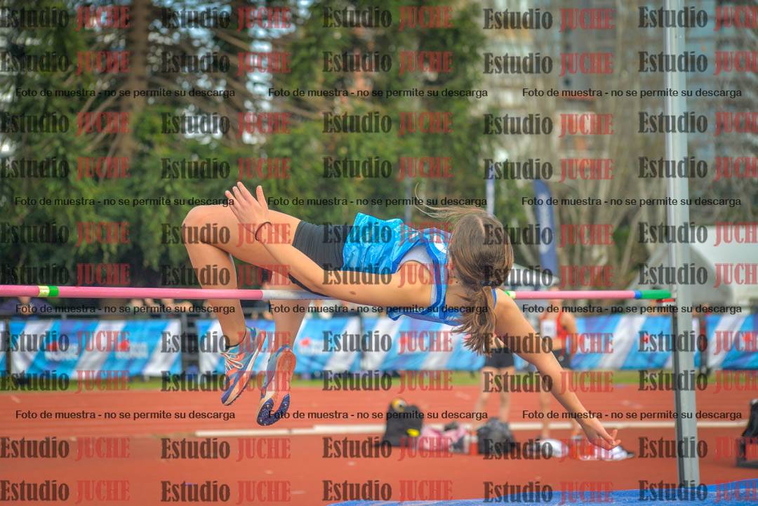 Fotos del salto en alto de mujeres