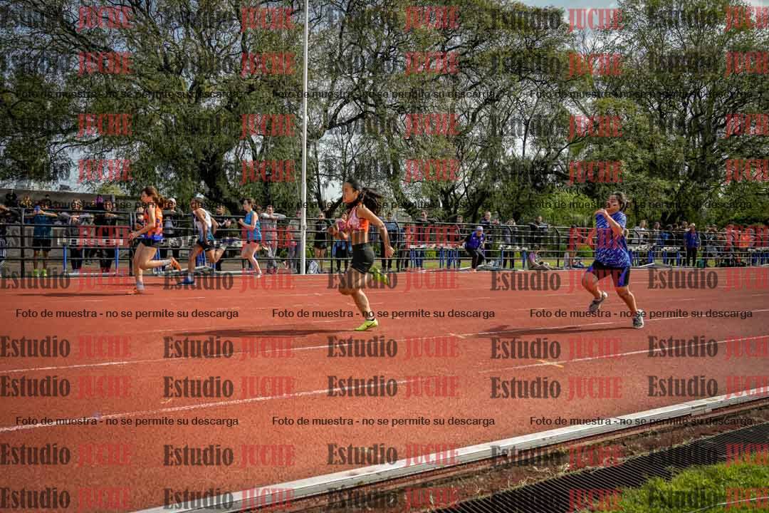 Fotos de los 80 m llanos de mujeres