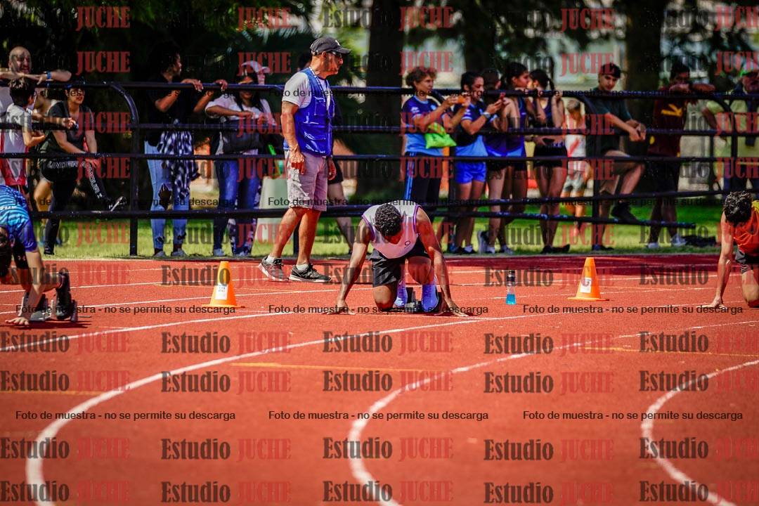 Fotos de los 200 m llanos de varones