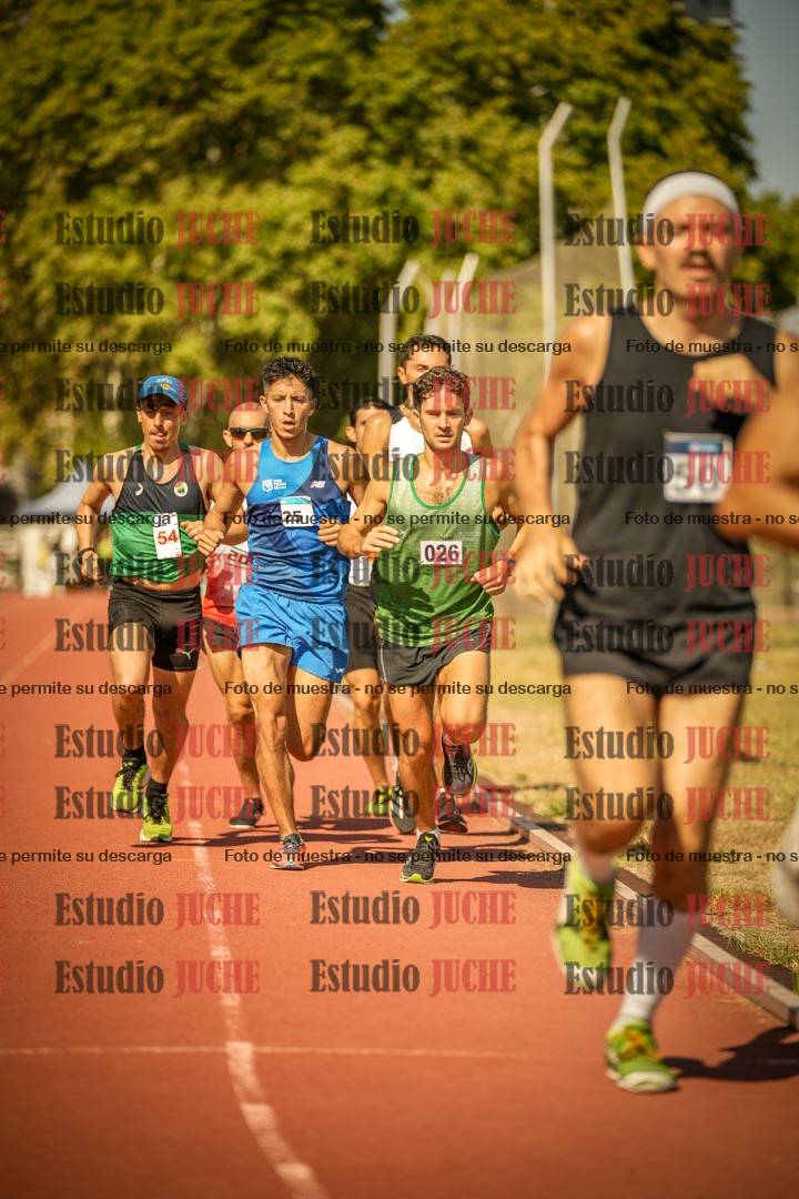 Fotos de los 3000 m llanos de varones