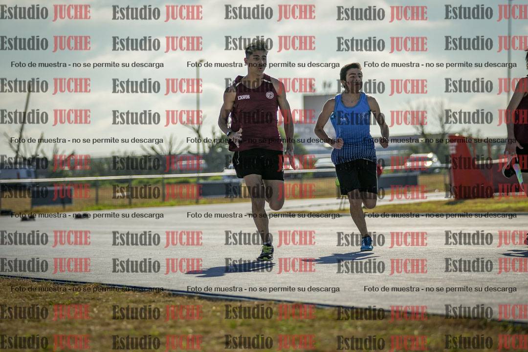 Fotos de los 100 m llanos de varones