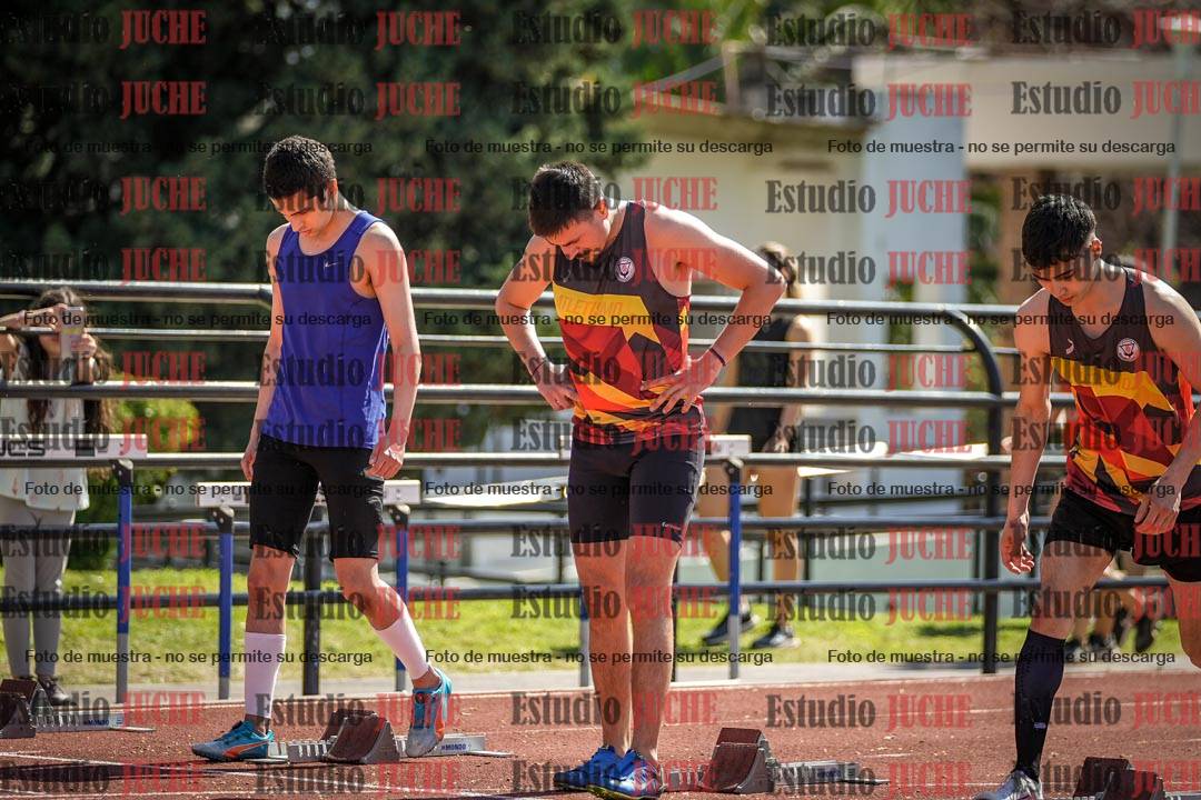 Fotos de los 100 m llanos de varones