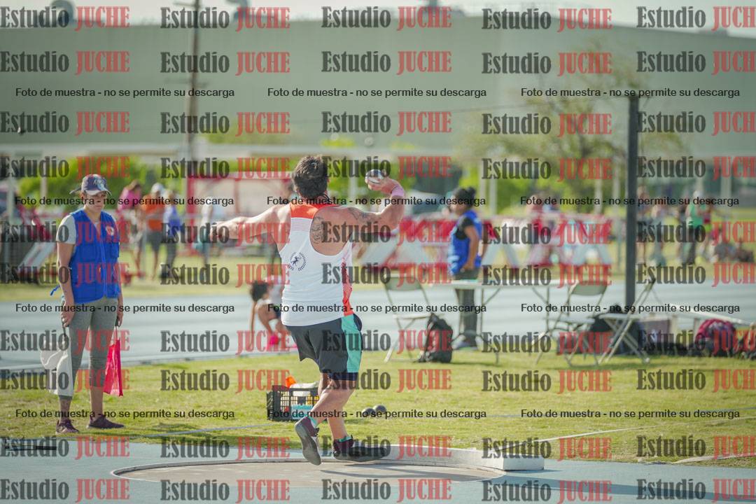 Fotos del lanzamiento de bala de varones