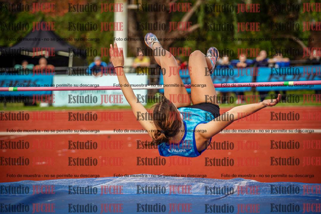 Fotos del salto en alto de mujeres