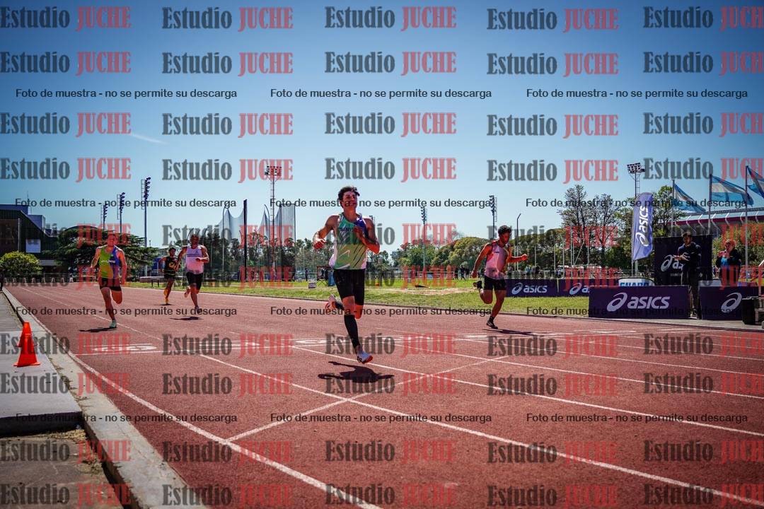 Fotos de los 200 m llanos de varones