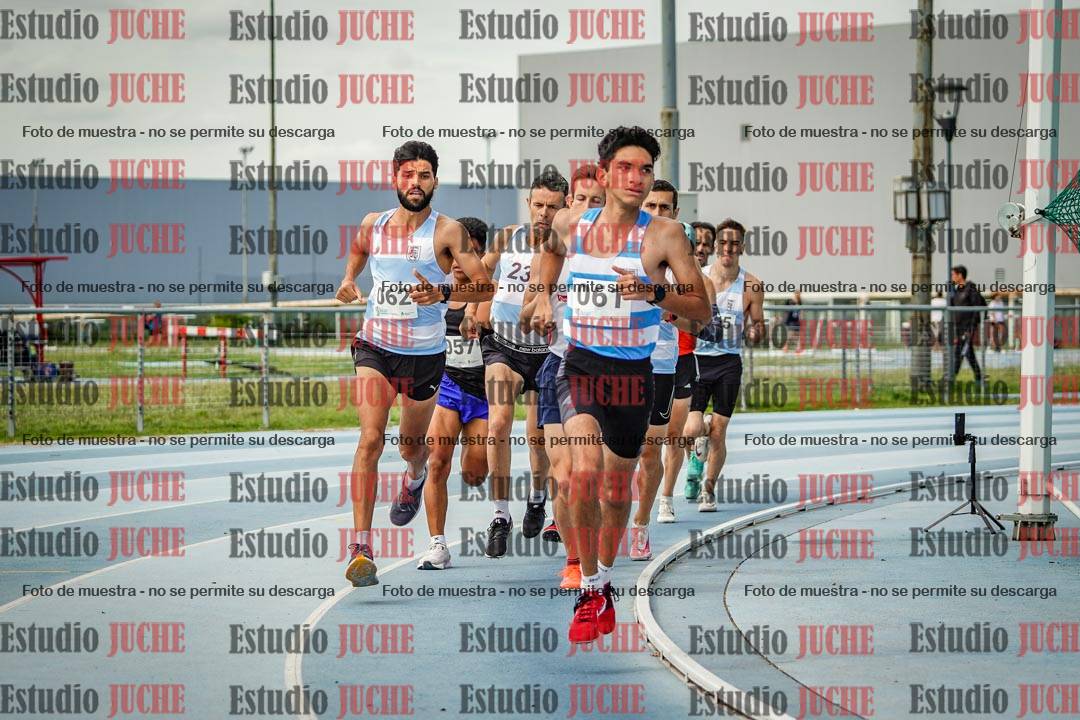 Fotos de los 1000 m llanos de varones
